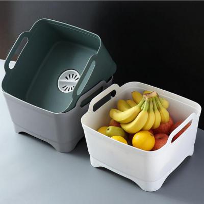 塑料制品--熱的不良導(dǎo)體，具有消聲、減震作用
